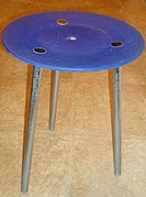 Tabouret moderne.