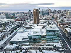 L'ancienne tour et le nouvel immeuble de Radio-Canada, Montréal