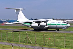 Onnettomuuskoneen kaltainen Algerian ilmavoimien Iljušin Il-76TD.