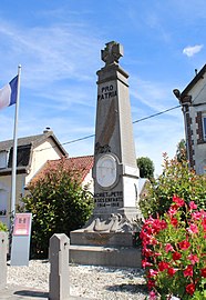 Le monument aux morts.