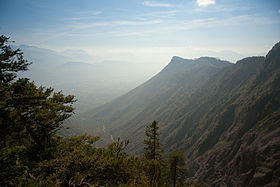 Vue sur la gorge du Manival.