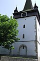 La tour de l'église réformée calviniste hongroise de Huedin (en hongrois Bánffyhunyad), construite au XVe siècle.