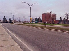 Route 223 through Saint-Jean-sur-Richelieu is made of 4 lanes, divided by a median.