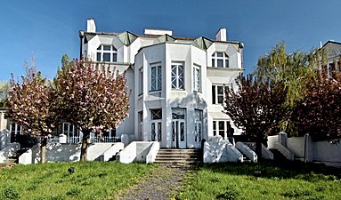Kovařovicova villa by Chochol (1912–1913)