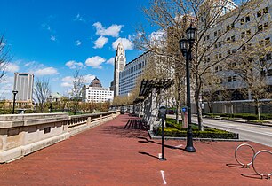 Promenade walkway