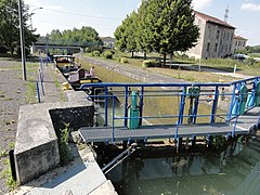 Écluse du canal de l'Est.