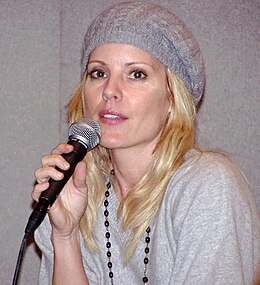 Emma Caulfield vuonna 2008.