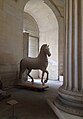 La Galerie des Sculptures et des Moulages, au pied de la rotonde.