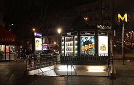 MetroChateauRougeAtNight