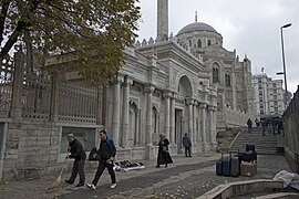 Pertevniyal Valide Sultan Mosque