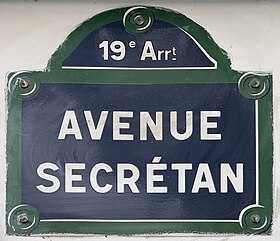 Voir la plaque.