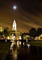 Chiesa di St. John-at-Hackney di notte