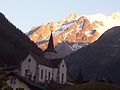 Trient mit dem Mont-Blanc-Massiv im Hintergrund