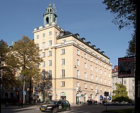 Karlaplan 7 Stockholm (Vedbäraren 19).