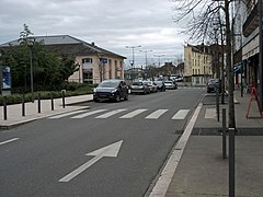Avenue des Célestins en direction de Thiers