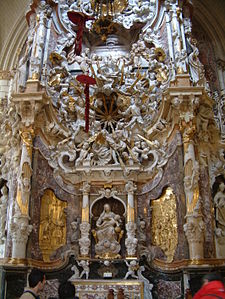 El Transparente altar in Toledo Cathedral by Narciso Tomé (1721 – 1732)