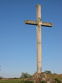 Croix dressé près du dolmen n°1 de Peyrecor.