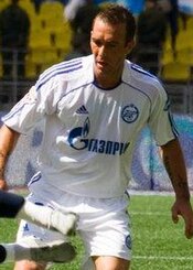 Fernando Ricksen Zenitin peliasussa.