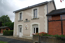 L'ancien bâtiment voyageur, propriété de la commune en 2010.