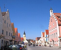 Market square with the town hall to the right