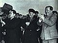 1964-05 1964年 毛泽东刘少奇到机场迎接访问十四国的周恩来中国代表团