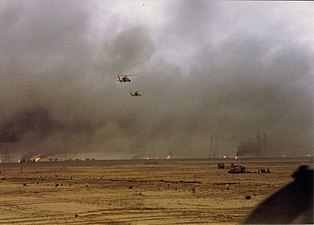 Forces américaines au-dessus du Koweït pendant la guerre du Golfe le 27 février 1991.