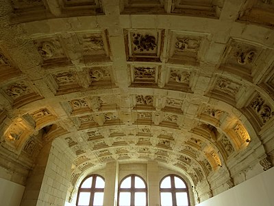 Sculpted vaulted ceiling at Chambord