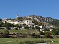 Blick auf La Penne mit der Crête de Sainte-Marguerite im Hintergrund