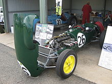 Photo d'une Lotus 102 en 2010