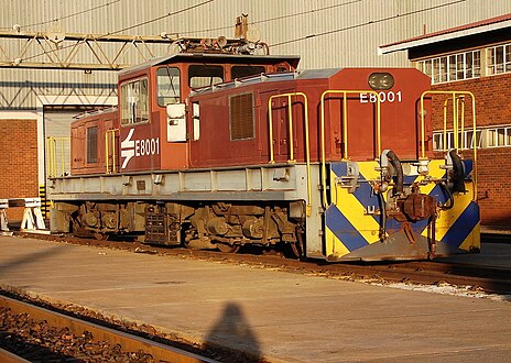 No. E8001 in Spoornet maroon livery at the Sentrarand loco depot in Gauteng, 8 October 2009