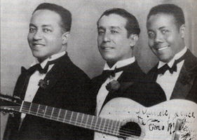 Trío Matamoros, ca. 1930. From left to right: Rafael Cueto, Miguel Matamoros, Siro Rodríguez