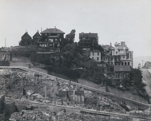 The Russian Hill Vallejo Street Crest, in April 1906 after the earthquake