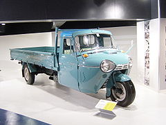 Mazda T2000 truck 1957–1974, length 6.08 m, width 1.84 m, max speed 100 km/h