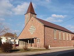 L'église de Saulcy-sur-Meurthe construite après la guerre de 39-45