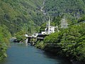 椿原発電所と庄川