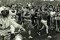 1976 participants arrive at the crowded track in Enschede