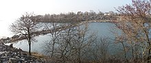 Confluence de la Cèze dans le Rhône.