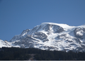 No inverno e visto a partir de Les Contamines-Montjoie.