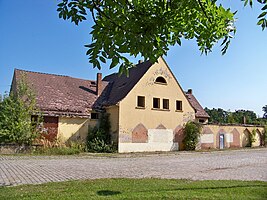 Empfangsgebäude von der Straßenseite