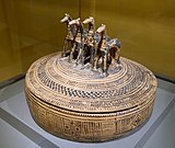 Pyxide à chevaux, époque géométrique, VIIIe siècle av. J.-C.