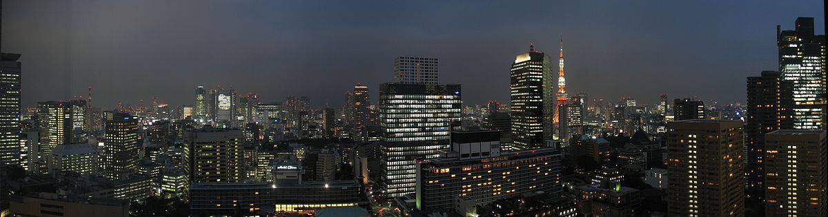 Nocny widok z hotelu ANA na Roppongi