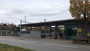 Canopy-covered platform