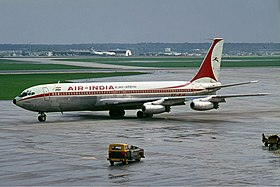 Un Boeing 707-437 d'Air India, semblable à celui impliqué dans l'accident