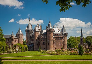 De Haar Castle, Utrecht, The Netherlands: 1892–1907
