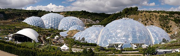 Eden Project geodesic domes panorama