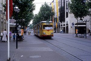 Ein ehemaliger GT6-EP (nach Umbau zu GT8) als Straßenbahn im Jahr 1993