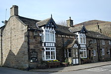 File:Old Nags Head.jpg (Old Nags Head Inn, Edale. Start of the Pennine Way)