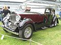 Rolls-Royce Phantom III, karossiert als Sports Saloon von Barker (1937). Seine "Sportlichkeit" beschränkt sich auf die Karosserie.