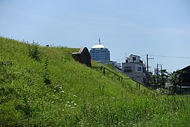 旧天王貯水池の入口と反対側の写真