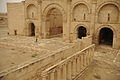 La façade de l'iwan sud du grand temple.